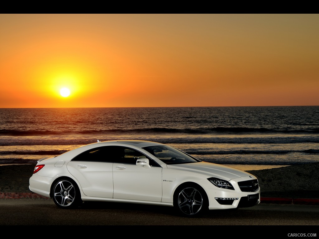 Mercedes-Benz CLS63 AMG (2012) US-Version - Diamond White - Side