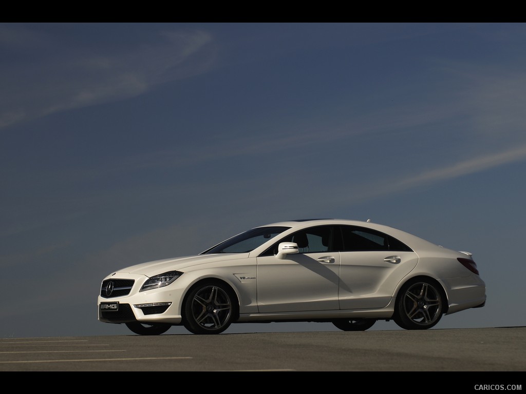 Mercedes-Benz CLS63 AMG (2012) US-Version - Diamond White - Side