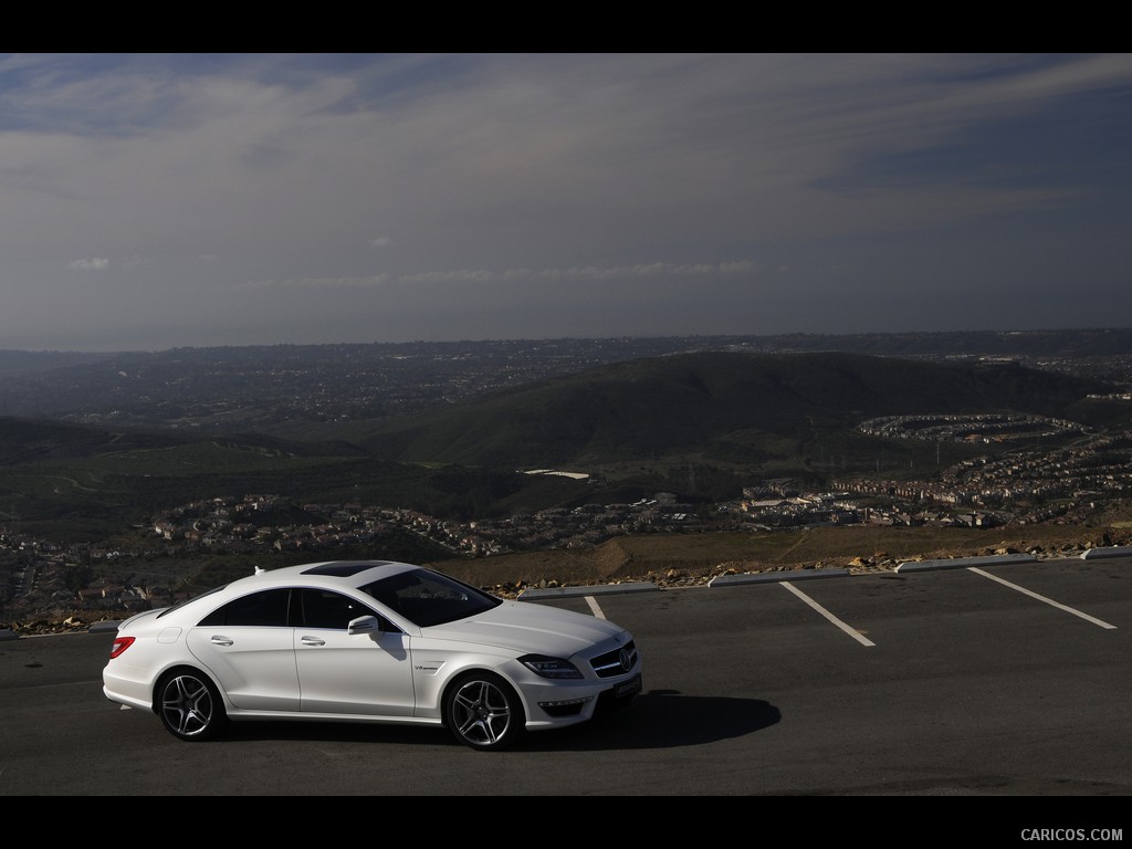 Mercedes-Benz CLS63 AMG (2012) US-Version - Diamond White - Side