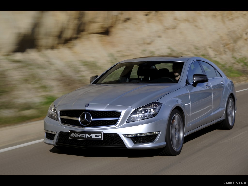 Mercedes-Benz CLS63 AMG (2012) US-Version - Iridium Silver - Front 