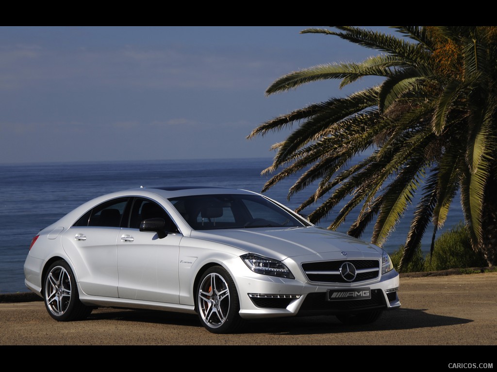 Mercedes-Benz CLS63 AMG (2012) US-Version - Iridium Silver - Front 