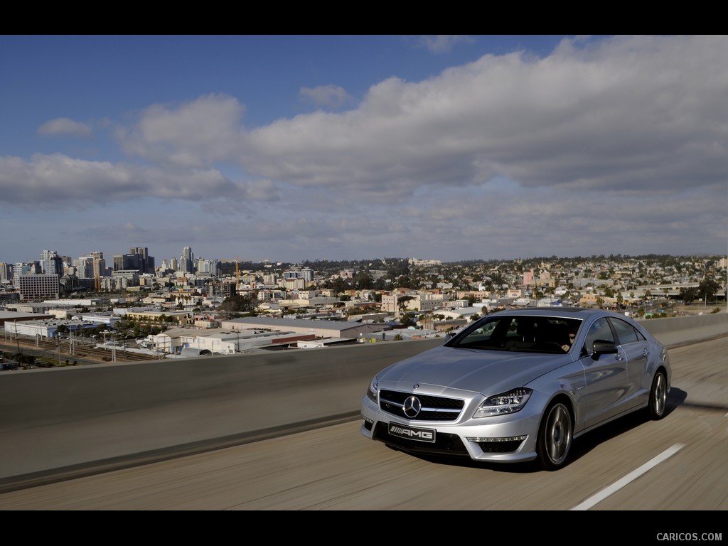 Mercedes-Benz CLS63 AMG (2012) US-Version - Iridium Silver - Front 