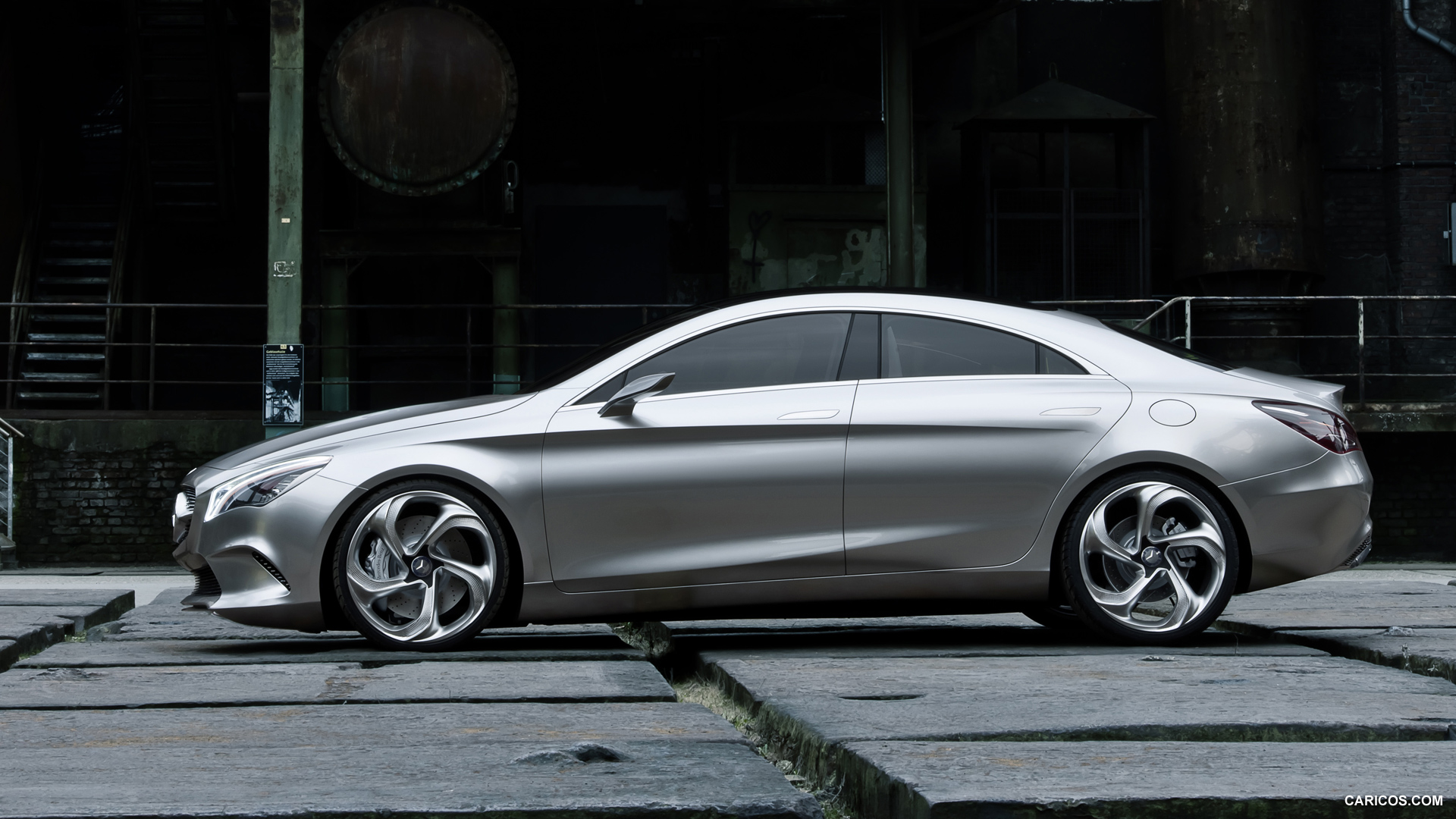 Mercedes-Benz Concept Style Coupe (2012) - Side | Caricos