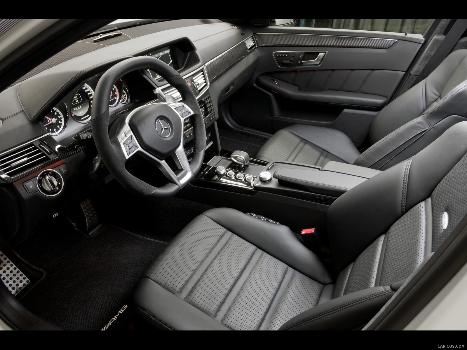 Mercedes-Benz E 63 AMG (2012)  - Interior, #10 of 12