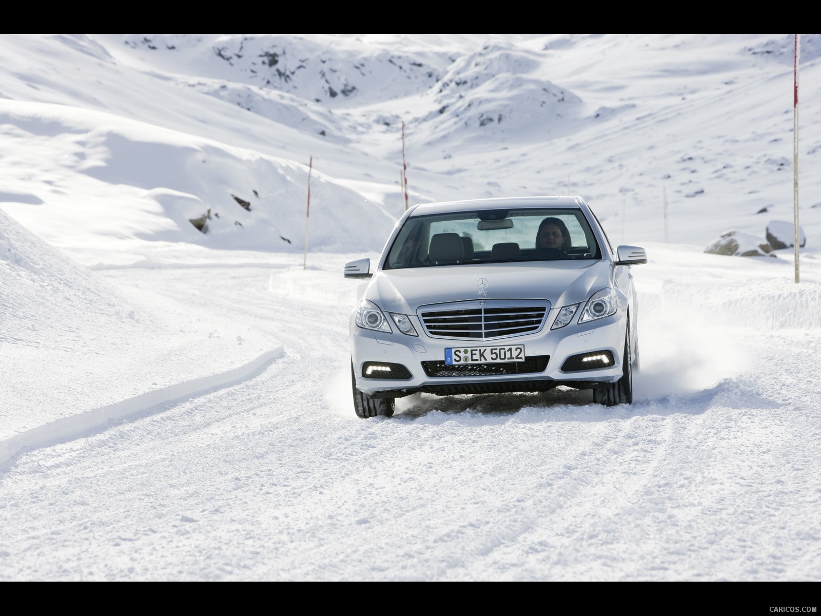 Mercedes-Benz E-Class 4matic  - Front Angle , #5 of 43