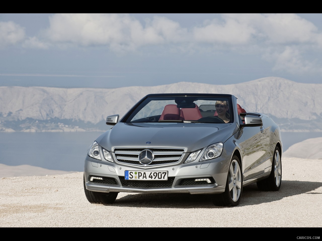 Mercedes-Benz E-Class Cabriolet  - Front Angle 