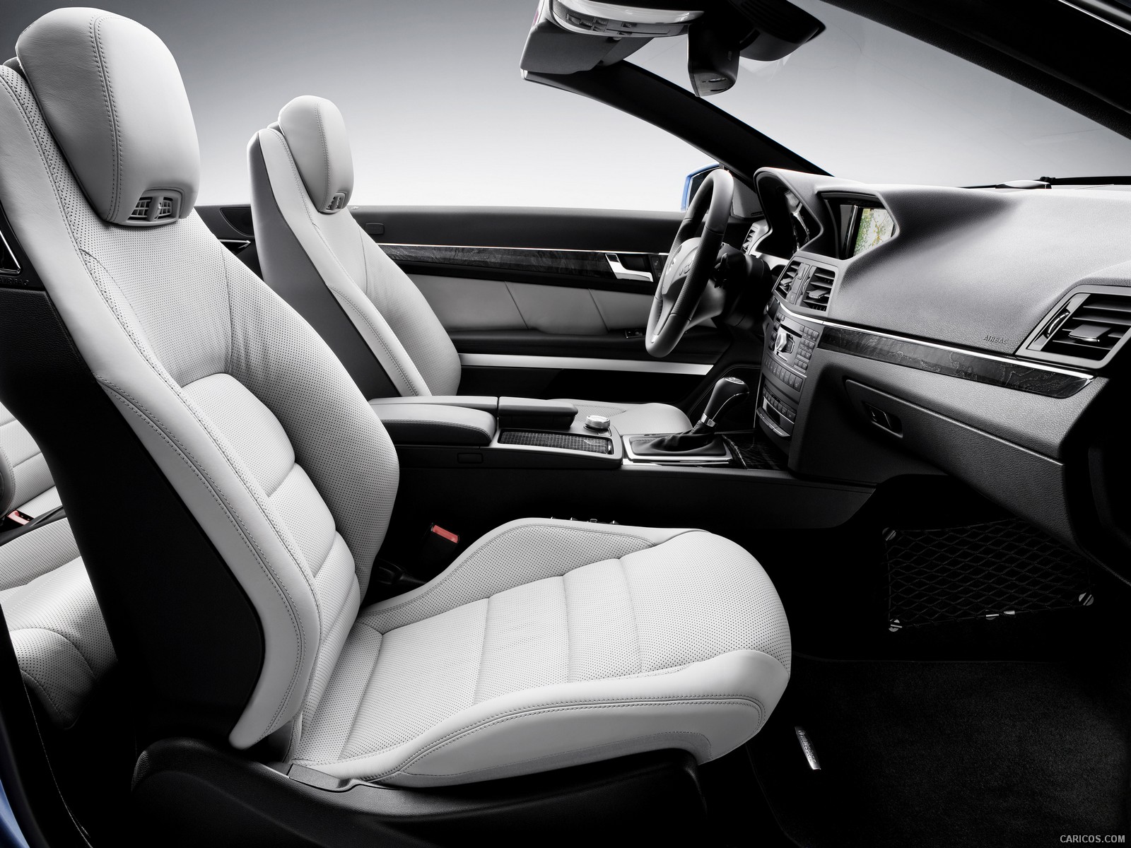 Mercedes-Benz E-Class Cabriolet  - Interior, Front Seats, #55 of 165