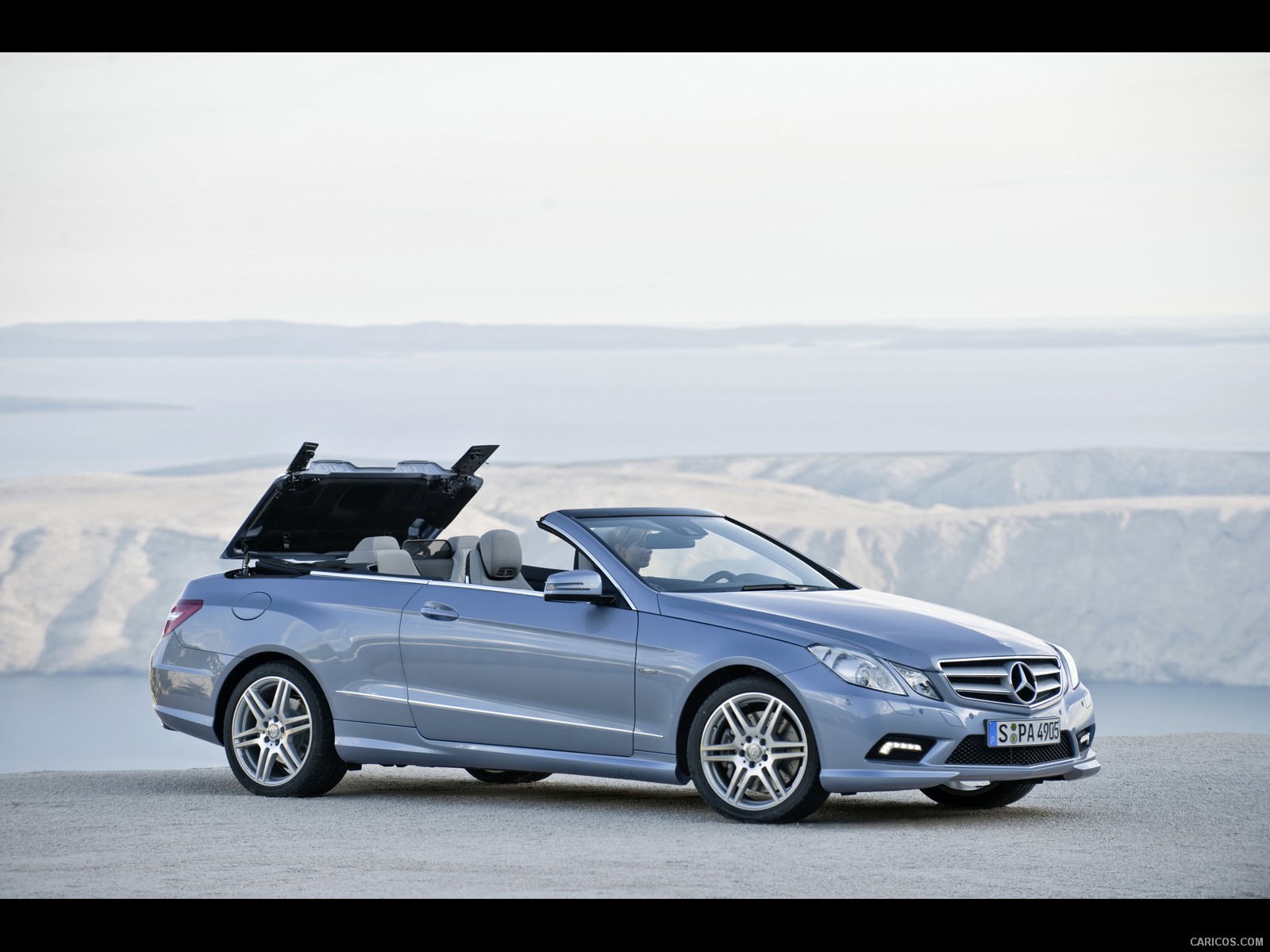 Mercedes-Benz E-Class Cabriolet - Top In Action - , #46 of 165