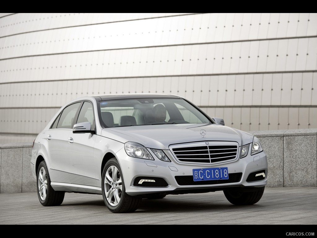 Mercedes-Benz E-Class L (2011)  - Front Angle 