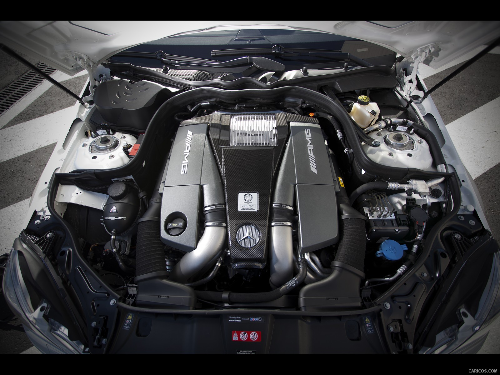 Mercedes-Benz E63 AMG Wagon  - Engine, #27 of 42