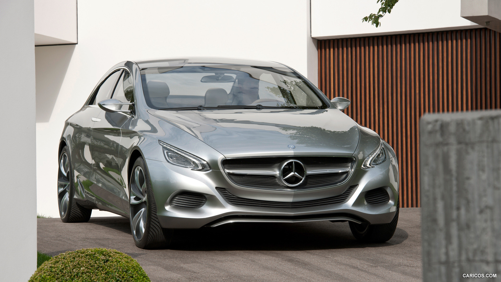 Mercedes-Benz F800 Style Concept (2010)  - Front Angle , #31 of 120