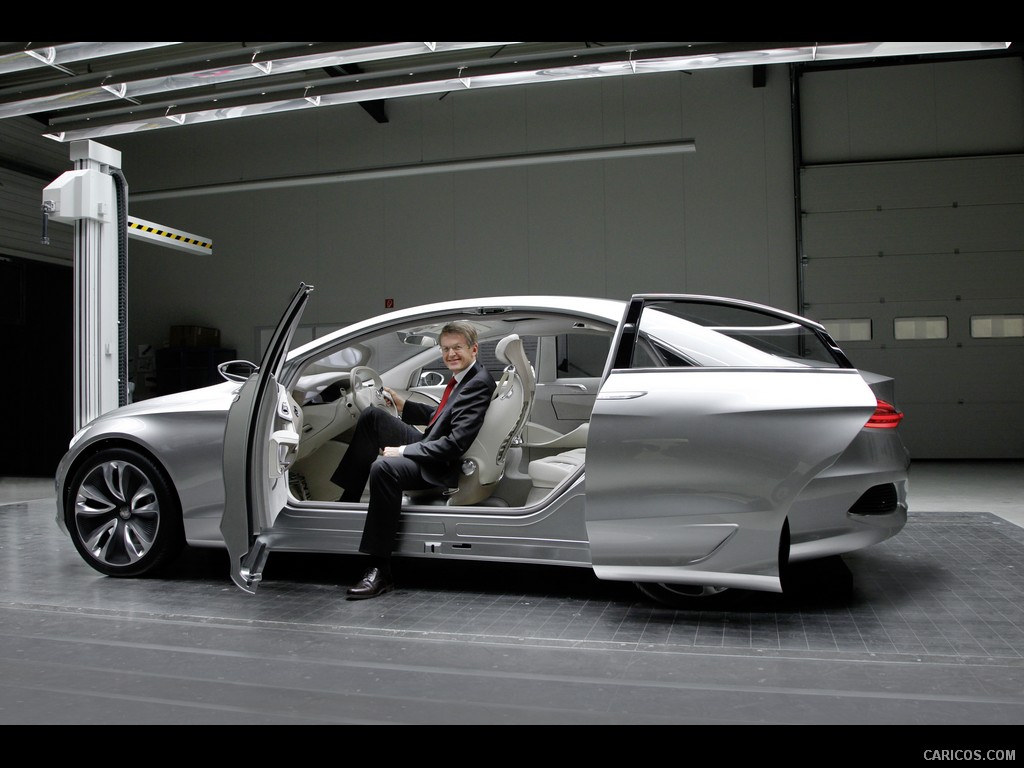 Mercedes-Benz F800 Style Concept (2010) - Doors Open - 