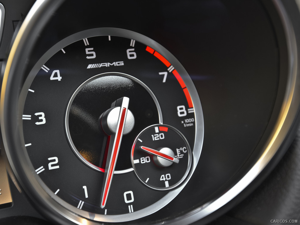 Mercedes-Benz G63 AMG US-Version (2013)  - Interior Detail