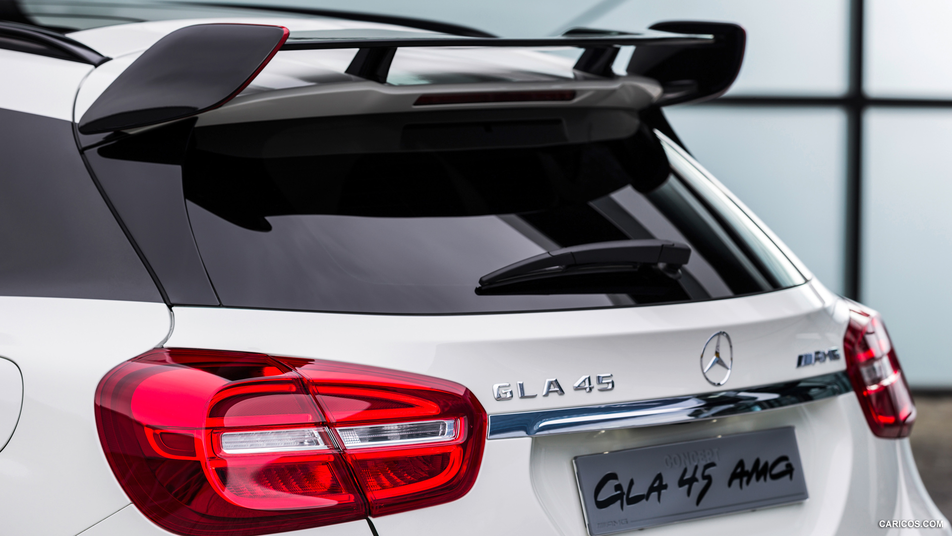 Mercedes-Benz GLA 45 AMG Concept (2013)  - Spoiler, #6 of 15