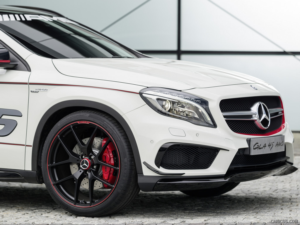 Mercedes-Benz GLA 45 AMG Concept (2013)  - Front