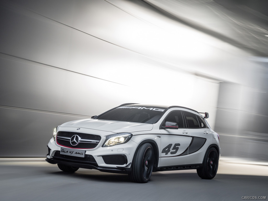 Mercedes-Benz GLA 45 AMG Concept (2013)  - Front