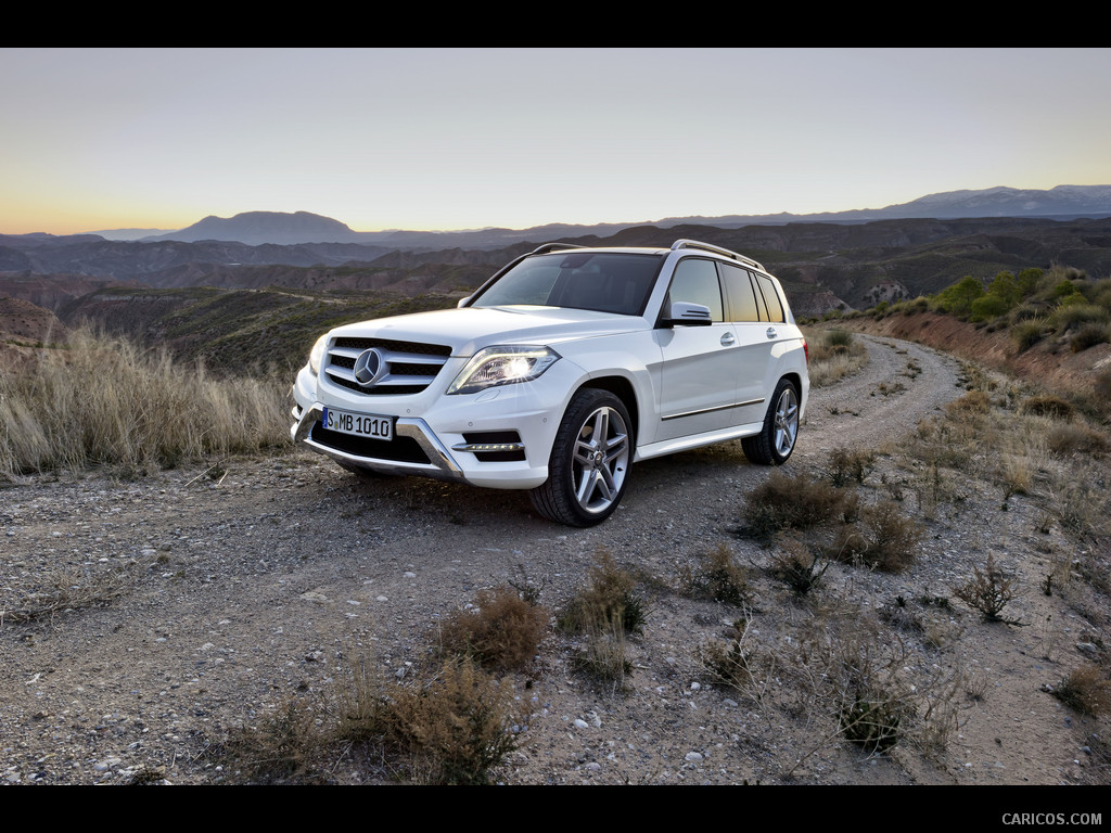 Mercedes-Benz GLK-Class (2013)  GLK 350 4MATIC BlueEFFICIENCY - Front