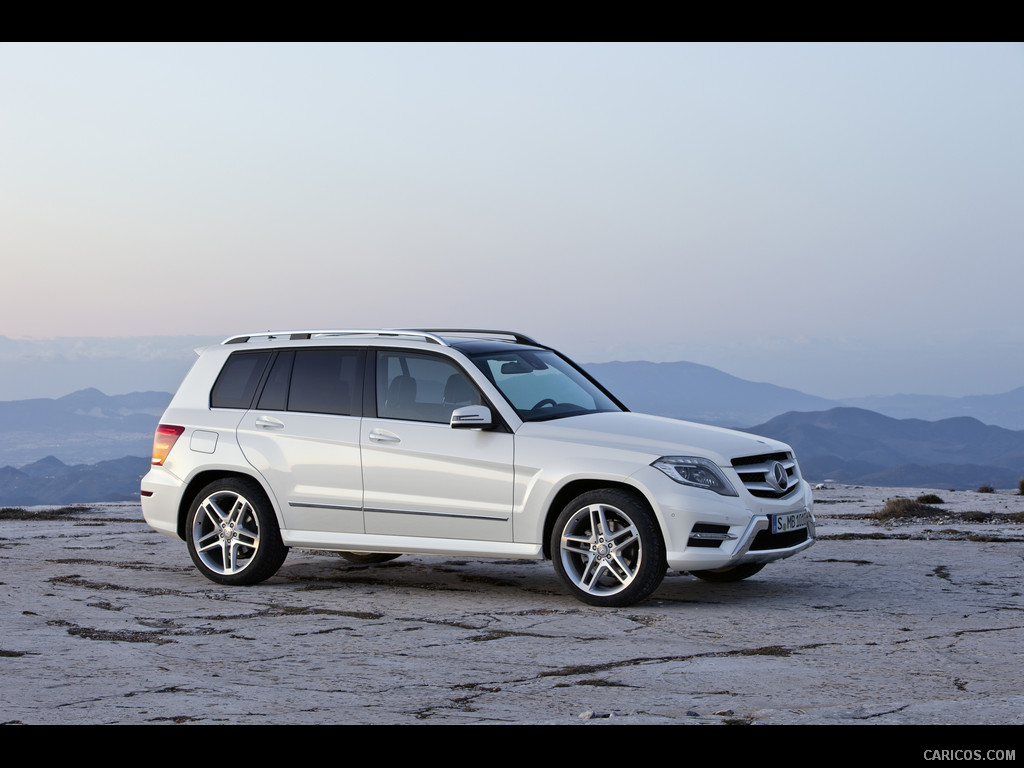 Mercedes-Benz GLK-Class (2013)  GLK 350 4MATIC BlueEFFICIENCY - Side