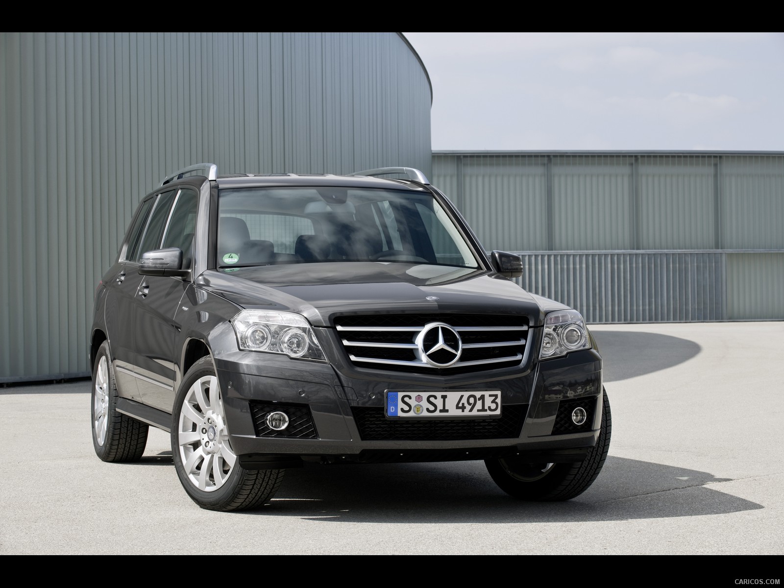 Mercedes-Benz GLK-Class  - Front Angle , #63 of 351