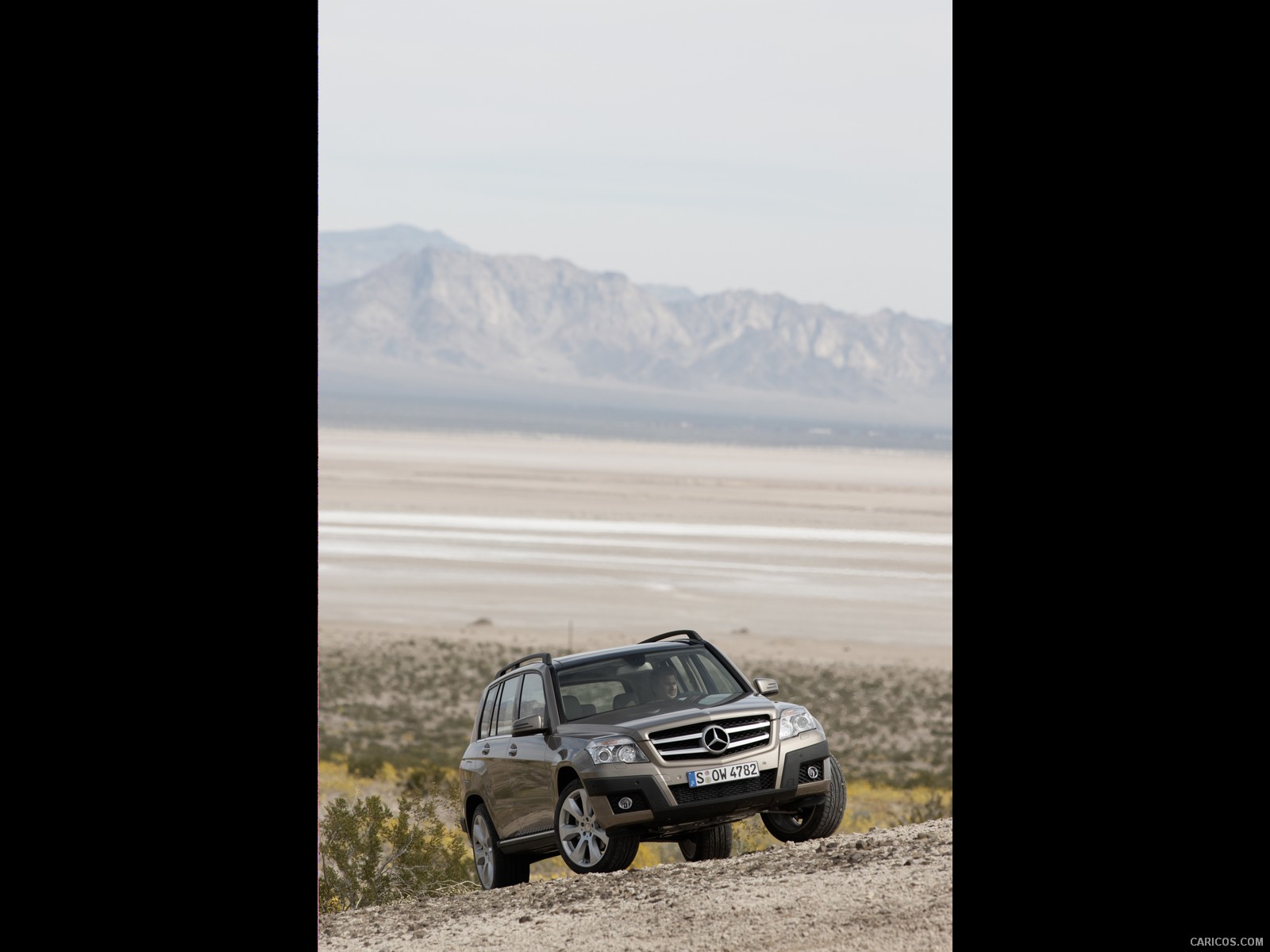 Mercedes-Benz GLK-Class  - Front Angle , #135 of 351