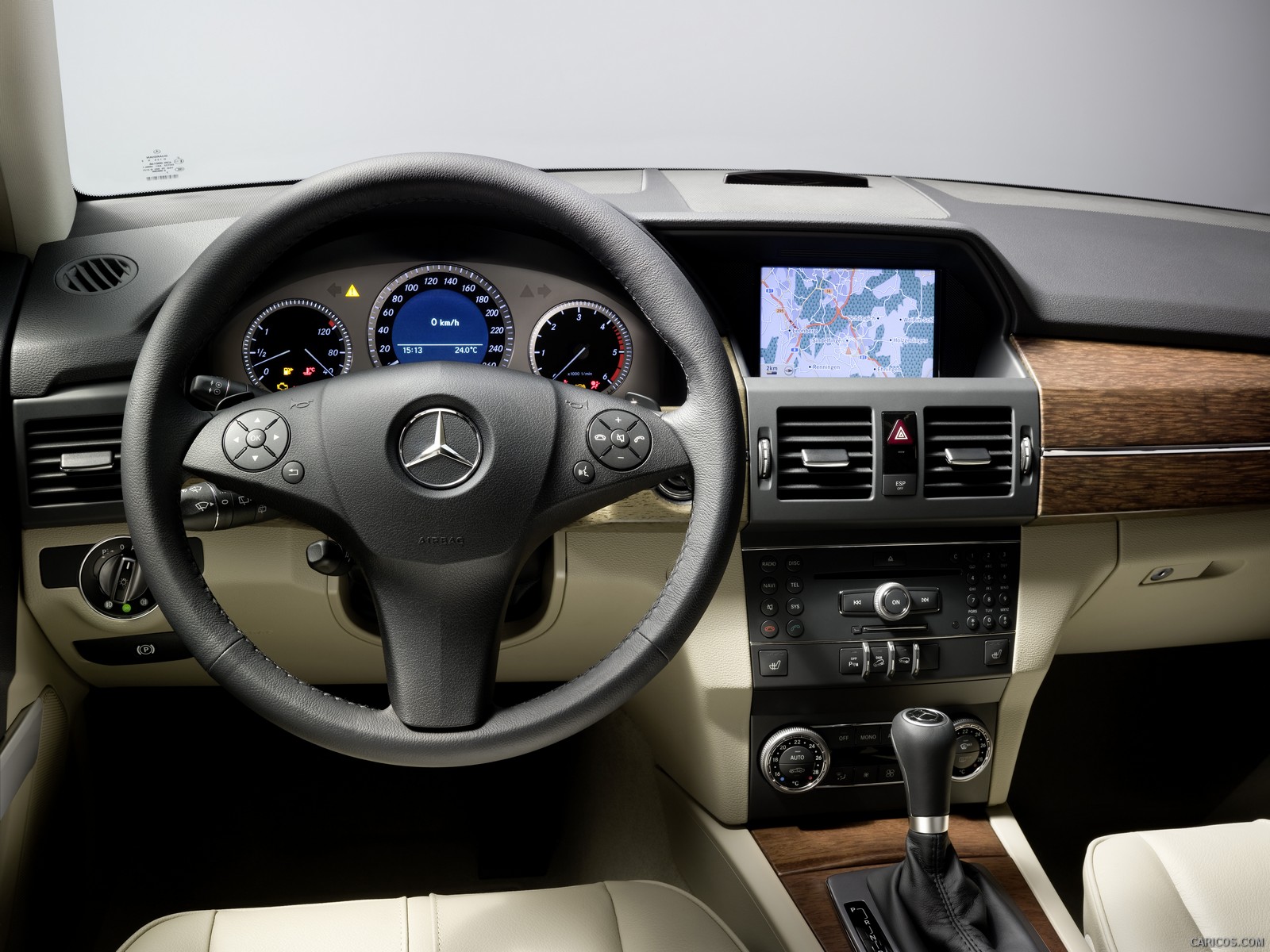 Mercedes-Benz GLK-Class  - Interior, Dashboard, #229 of 351