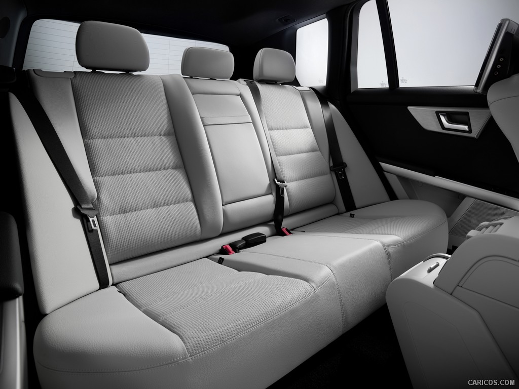 Mercedes-Benz GLK-Class  - Interior, Rear Seats