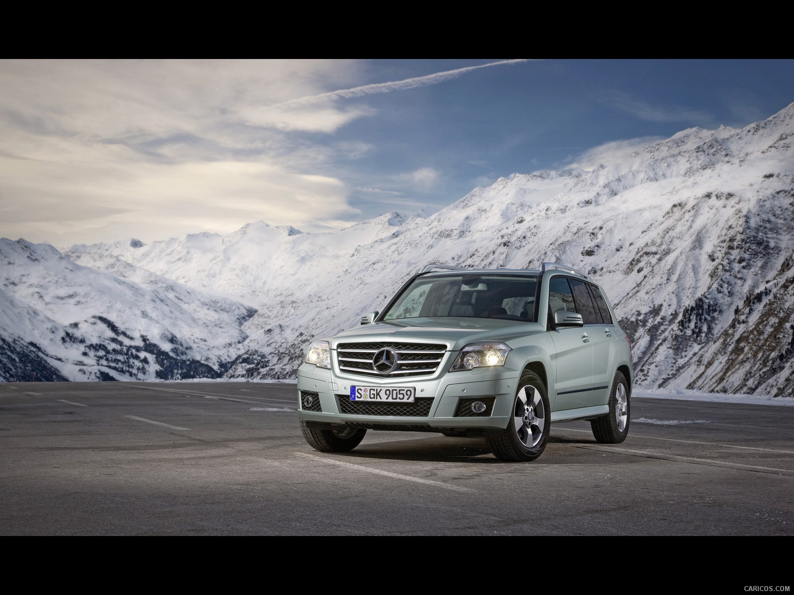 Mercedes-Benz GLK-Class - On Snow - Front Angle , #25 of 351