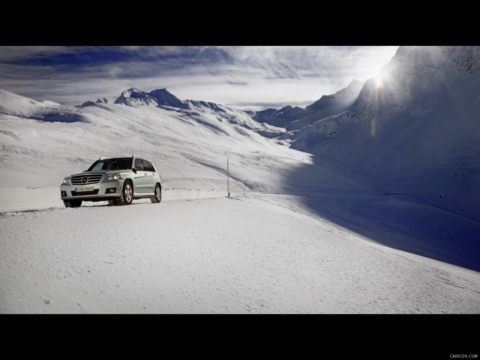 Mercedes-Benz GLK-Class - On Snow - Front Angle , #27 of 351