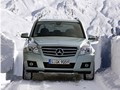 Mercedes-Benz GLK-Class - On Snow - Front Angle 