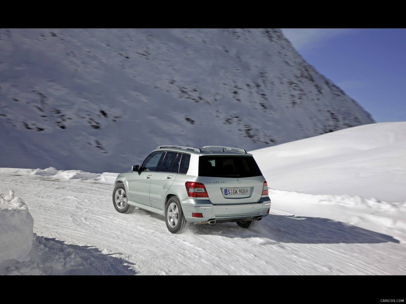 Mercedes-Benz GLK-Class - On Snow - Rear Left Quarter , #37 of 351
