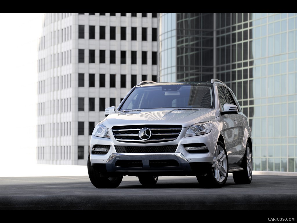 Mercedes-Benz M-Class (2012)  - Front 