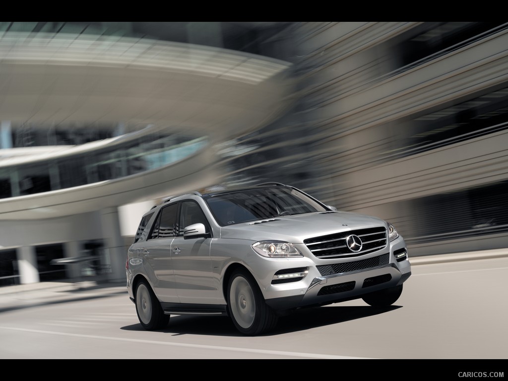 Mercedes-Benz M-Class (2012)  - Front 