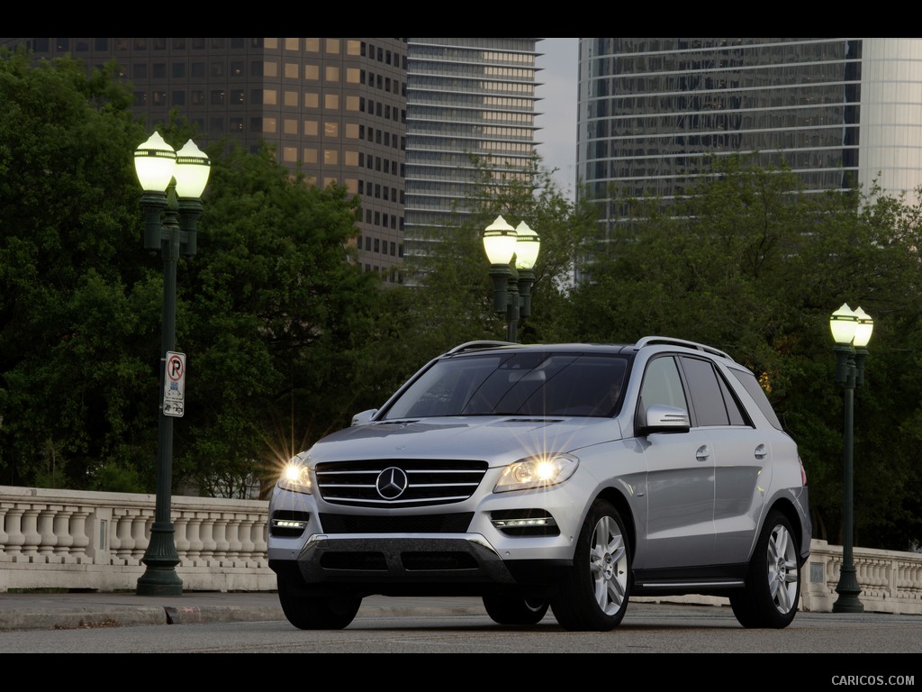 Mercedes-Benz M-Class (2012)  - Front 