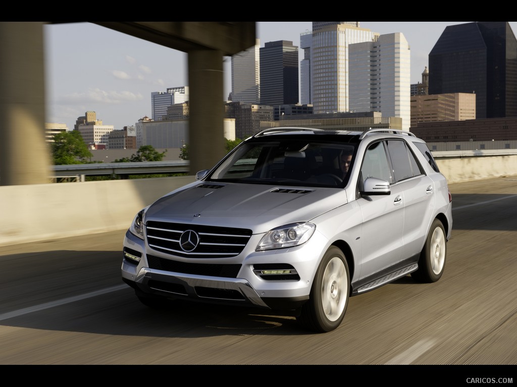 Mercedes-Benz M-Class (2012)  - Front 