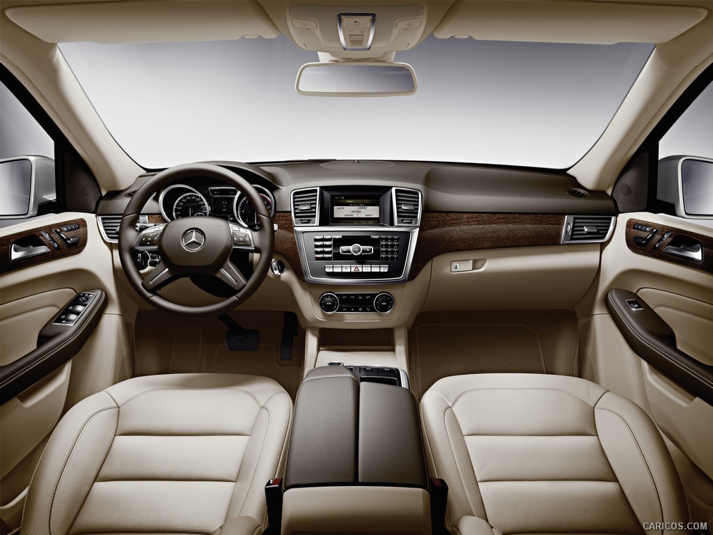 Mercedes-Benz M-Class (2012)  - Interior