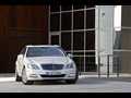 Mercedes-Benz S400 BlueHyrbid  - Front Angle 
