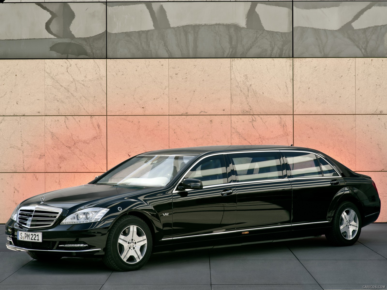 Mercedes-Benz S600 Pullman Guard  - Front , #1 of 24