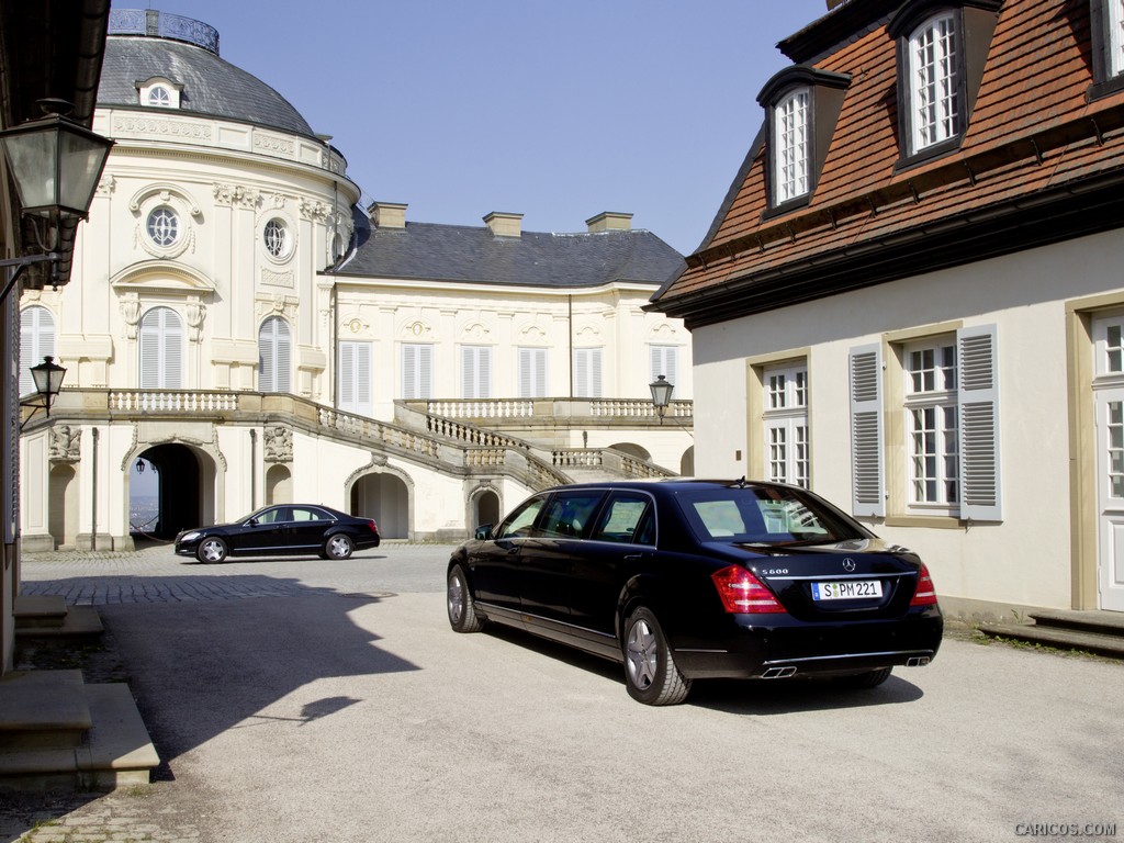 Mercedes-Benz S600 Pullman Guard  - Rear 