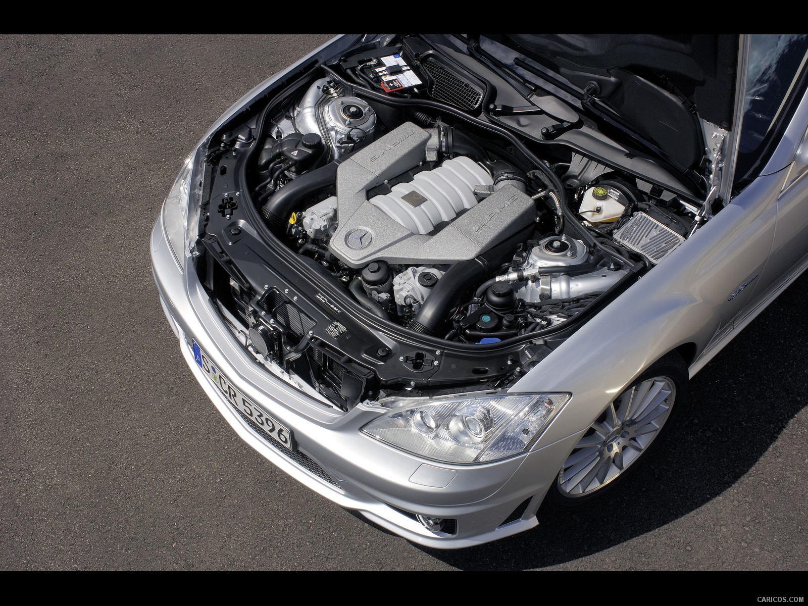 Mercedes-Benz S63 AMG (2010)  - Engine, #12 of 12