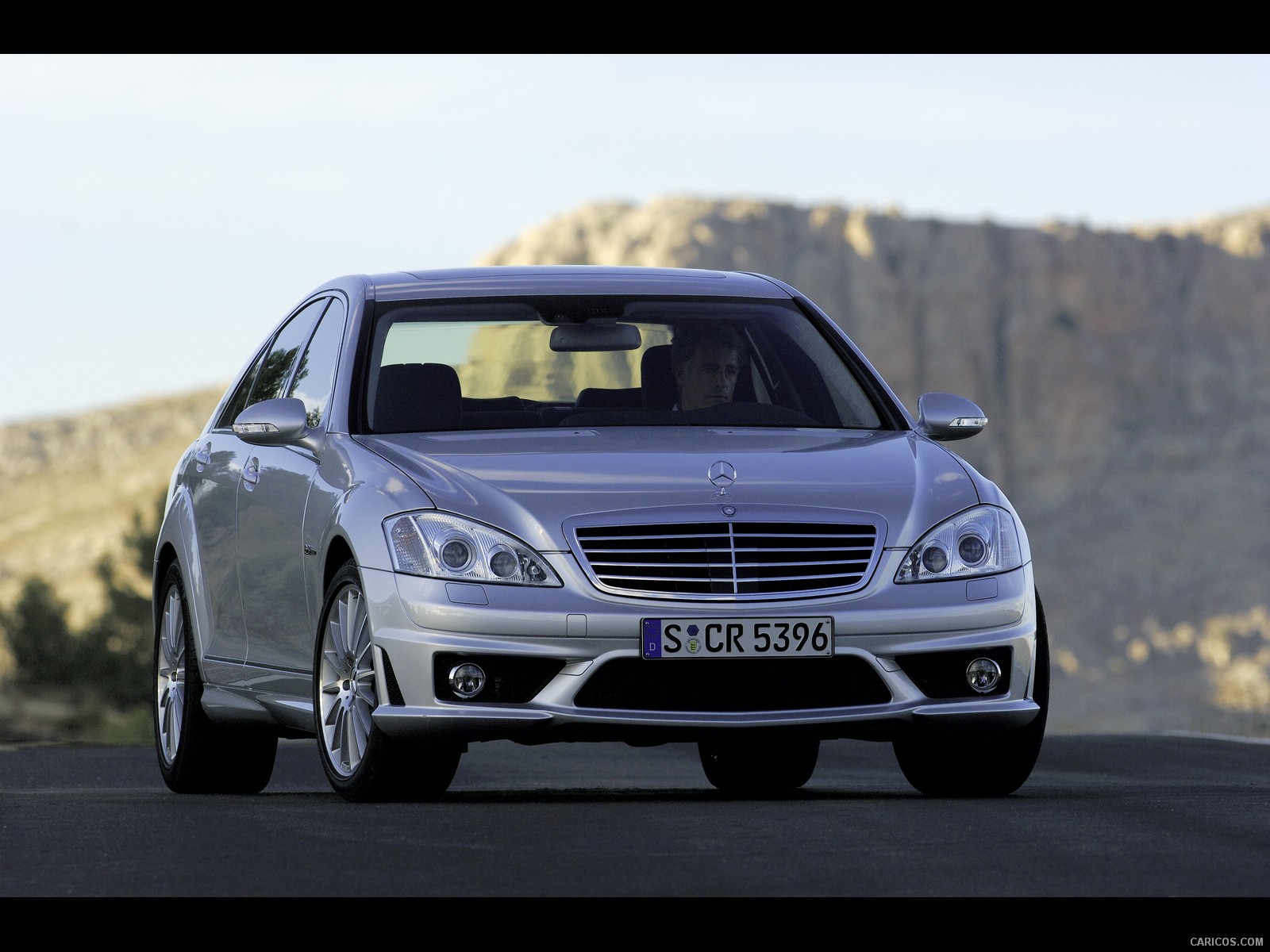 Mercedes-Benz S63 AMG (2010)  - Front Angle , #10 of 12
