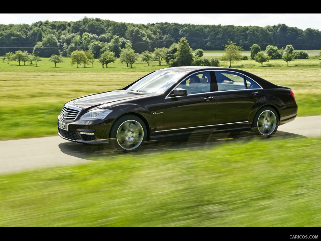 Mercedes-Benz S63 AMG (2011)  - Side