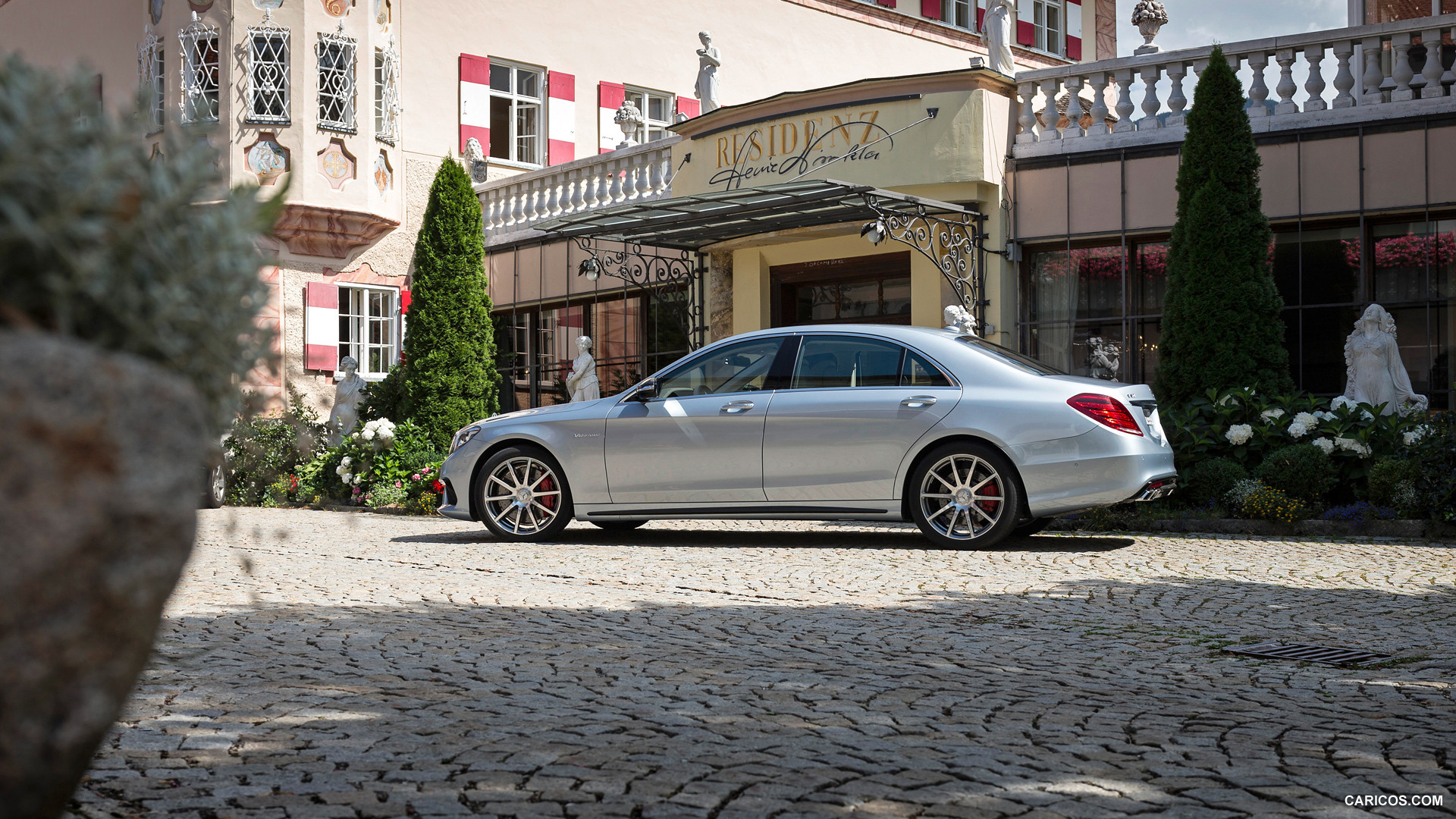 Mercedes-Benz S63 AMG W222 (2014)  - Side, #34 of 102