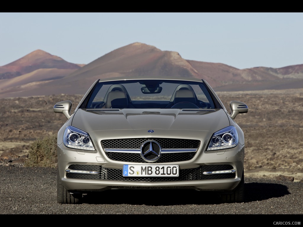 Mercedes-Benz SLK (2012)  - Front Angle 