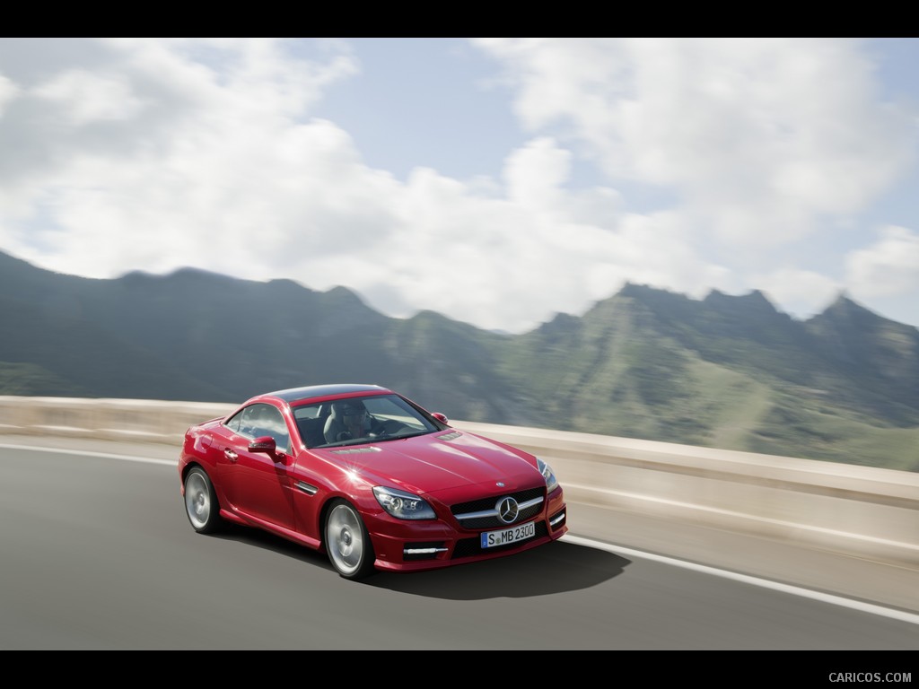 Mercedes-Benz SLK (2012)  - Front Right Quarter 