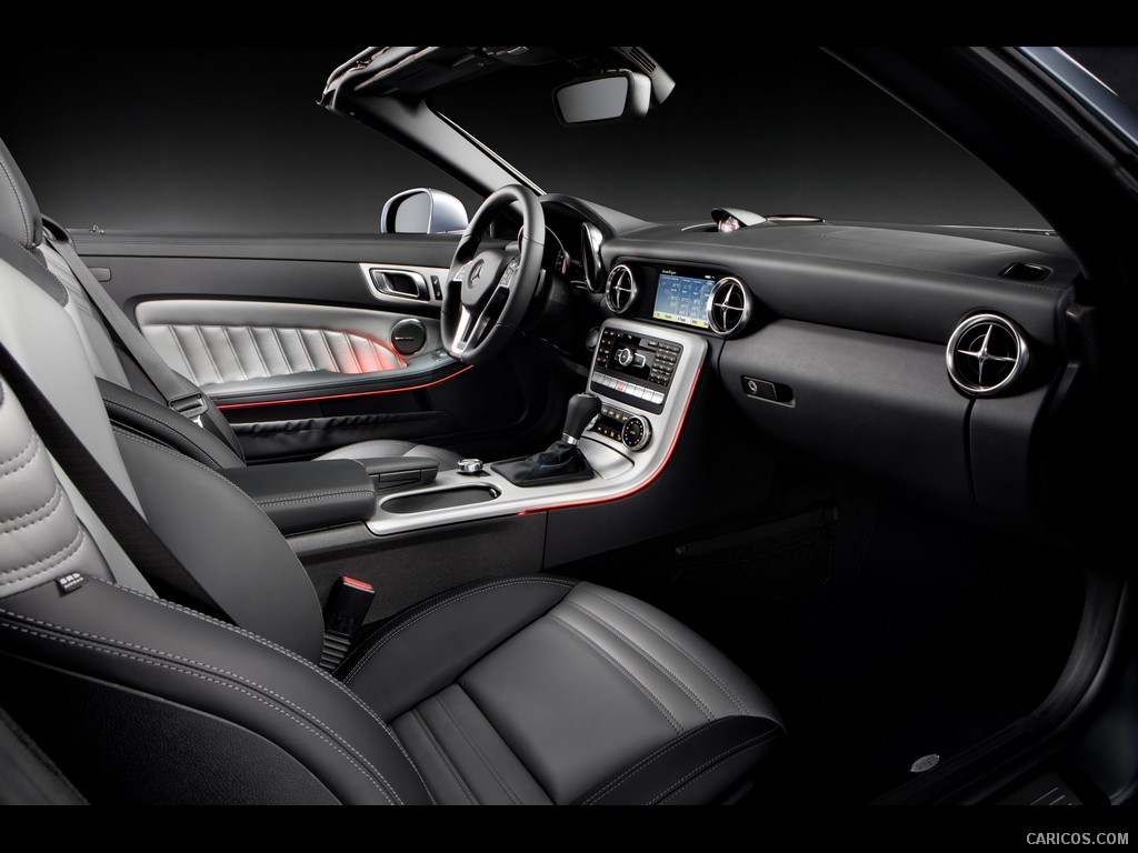 Mercedes-Benz SLK (2012)  - Interior