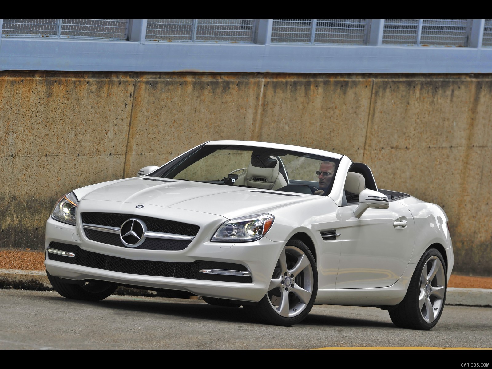 Mercedes-Benz SLK350 (2012)  - Front , #34 of 88