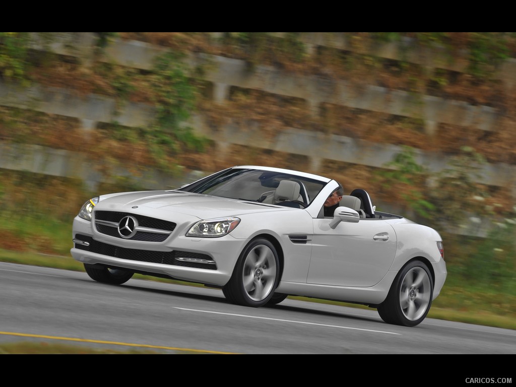 Mercedes-Benz SLK350 (2012)  - Front 