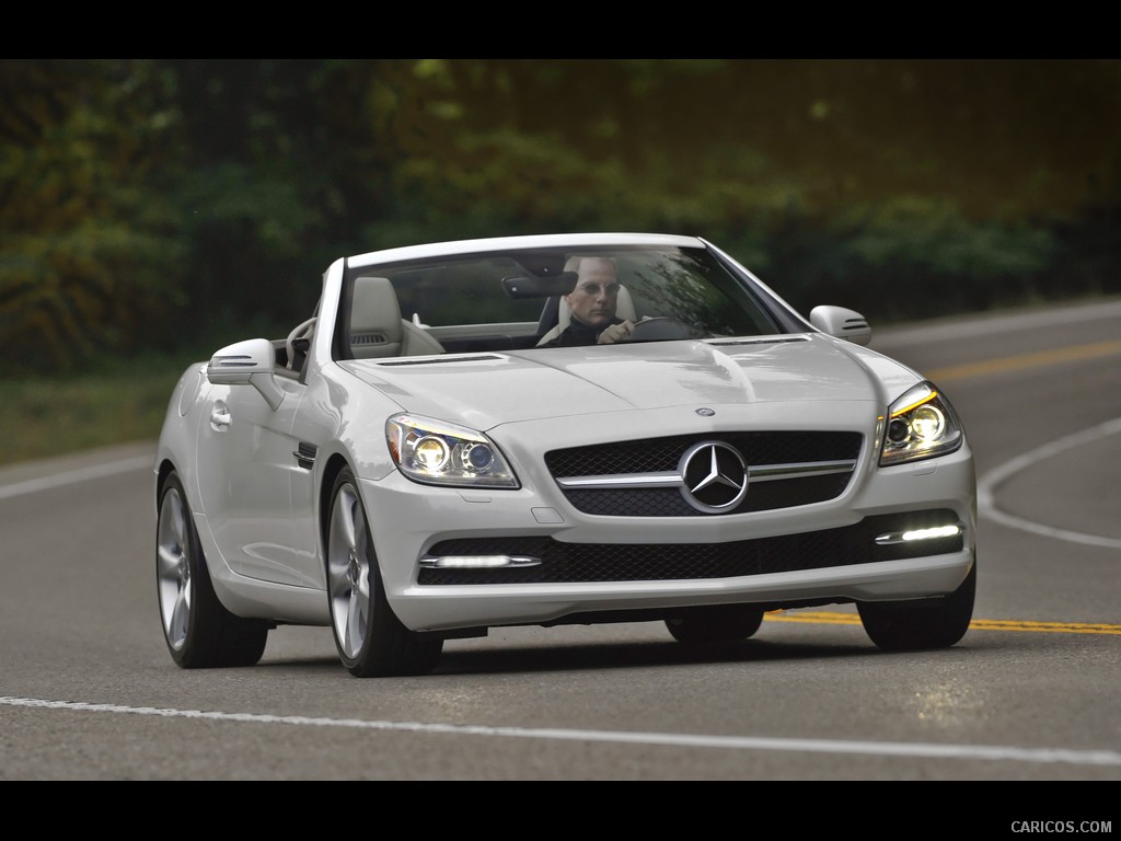 Mercedes-Benz SLK350 (2012)  - Front 