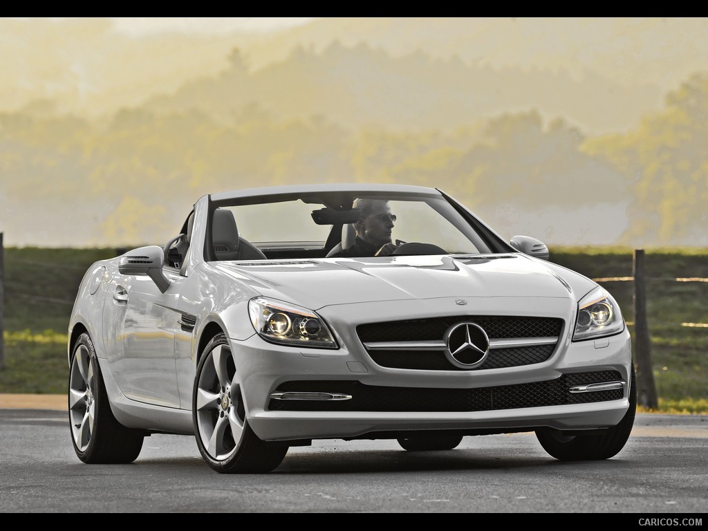 Mercedes-Benz SLK350 (2012)  - Front 