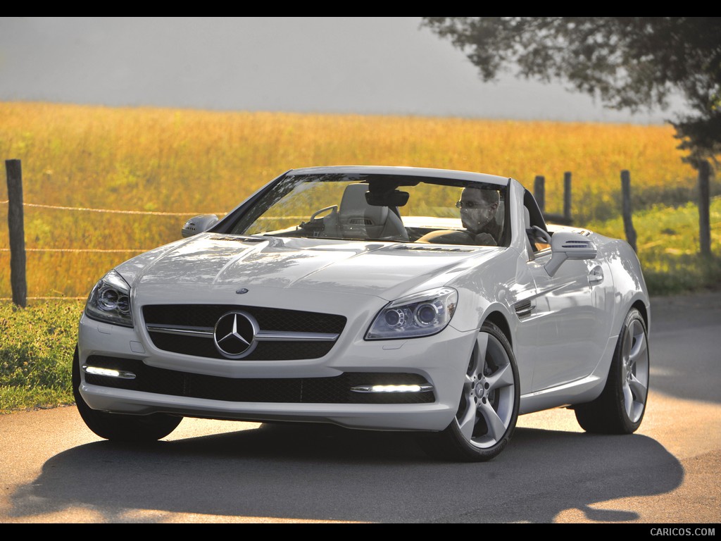 Mercedes-Benz SLK350 (2012)  - Front 